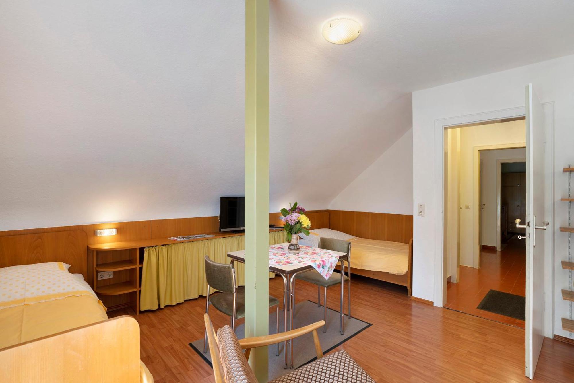Gaestehaus Hirzel Бад-Вильдбад Экстерьер фото